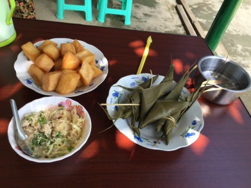 meal in myanmar